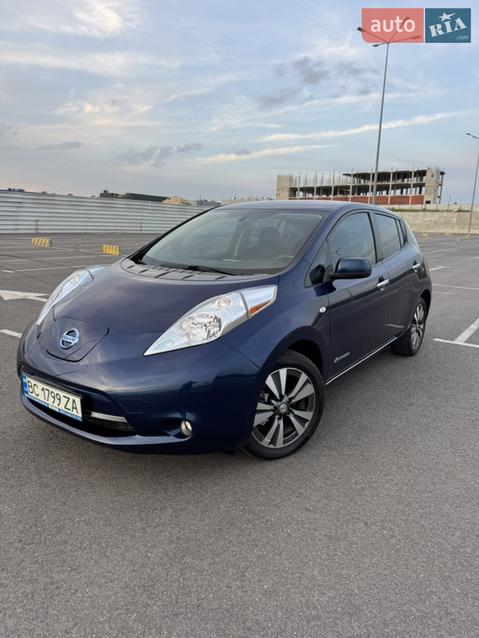 2015 Nissan Leaf - мініатюра 15