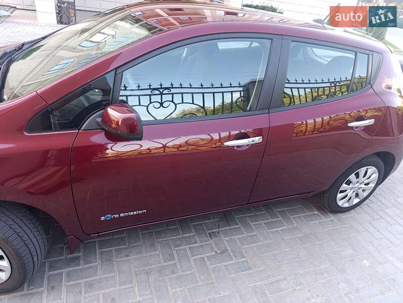 Хэтчбек Nissan Leaf 2017 в Одессе фото 9 Хэтчбек Nissan Leaf 2017 в Одессе