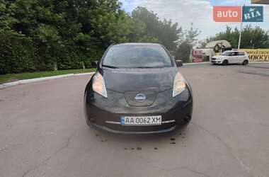 Хэтчбек Nissan Leaf 2015 в Житомире