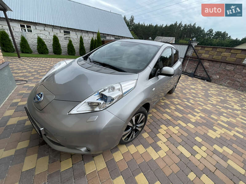 Nissan Leaf 2016