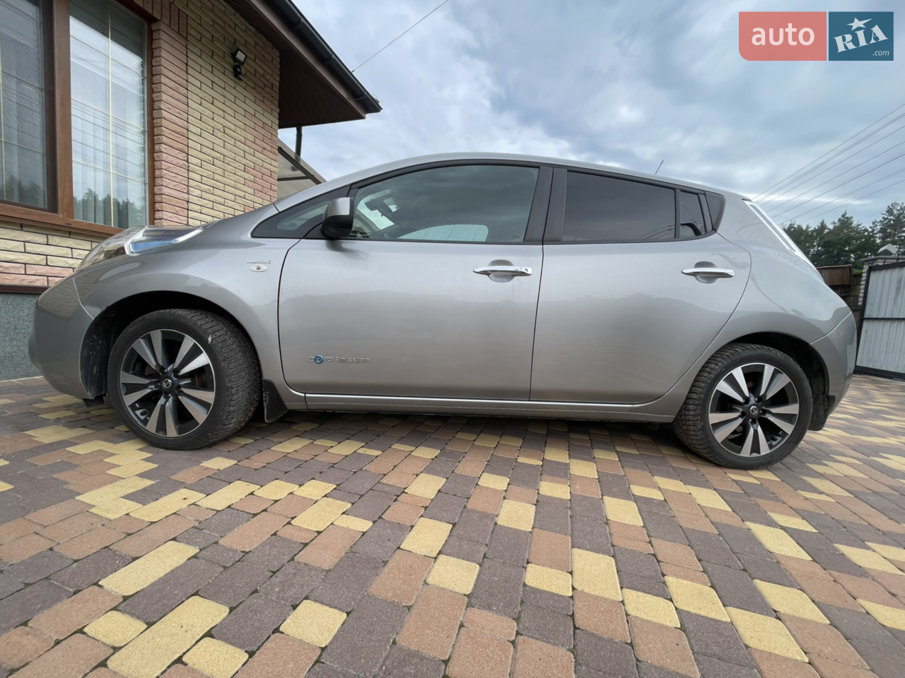 2015 Nissan Leaf - мініатюра 17
