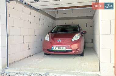 Хетчбек Nissan Leaf 2017 в Києві