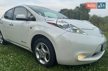 Хэтчбек Nissan Leaf 2013 в Киеве