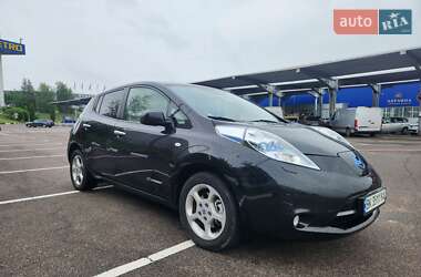 Хэтчбек Nissan Leaf 2012 в Ровно