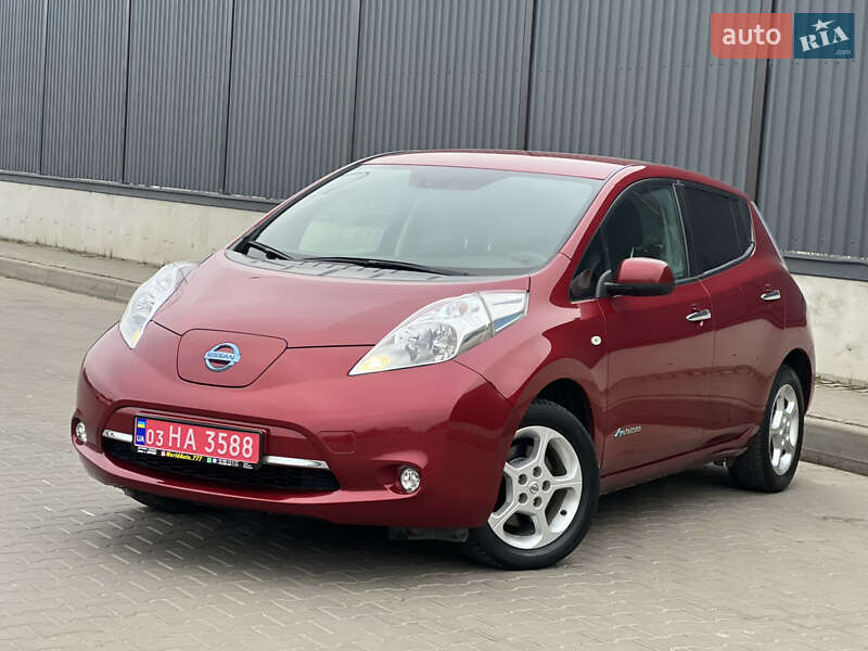 Хэтчбек Nissan Leaf 2016 в Луцке