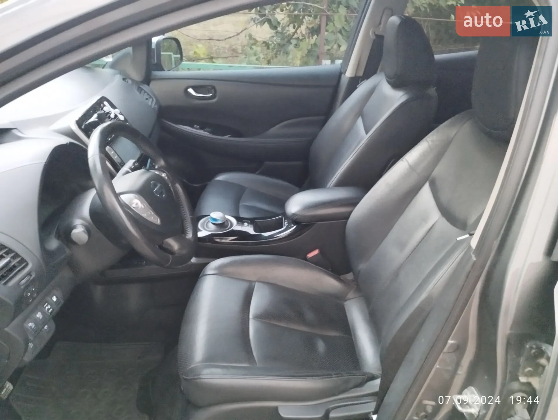 2014 Nissan Leaf - мініатюра 11