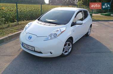 Хетчбек Nissan Leaf 2015 в Золотоноші