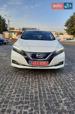 Хетчбек Nissan Leaf 2020 в Дніпрі