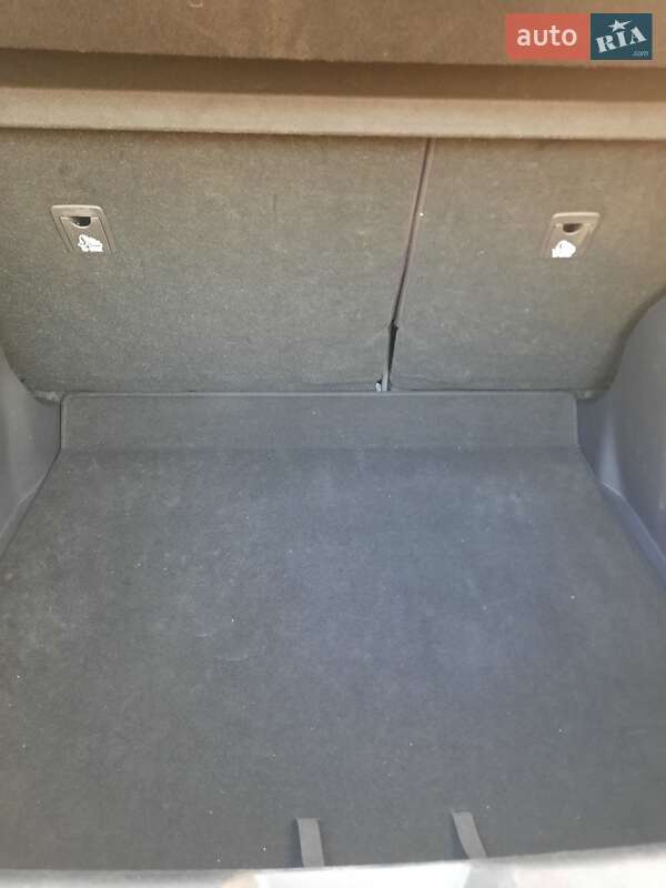 Хэтчбек Nissan Leaf 2020 в Днепре фото 29 Хэтчбек Nissan Leaf 2020 в Днепре