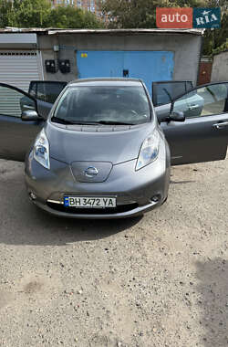 Хэтчбек Nissan Leaf 2014 в Одессе