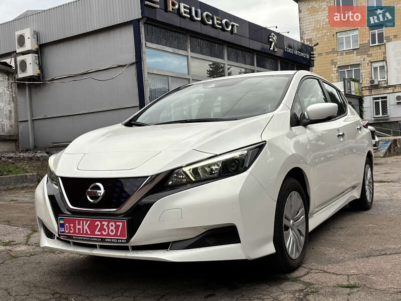 Nissan Leaf 2021