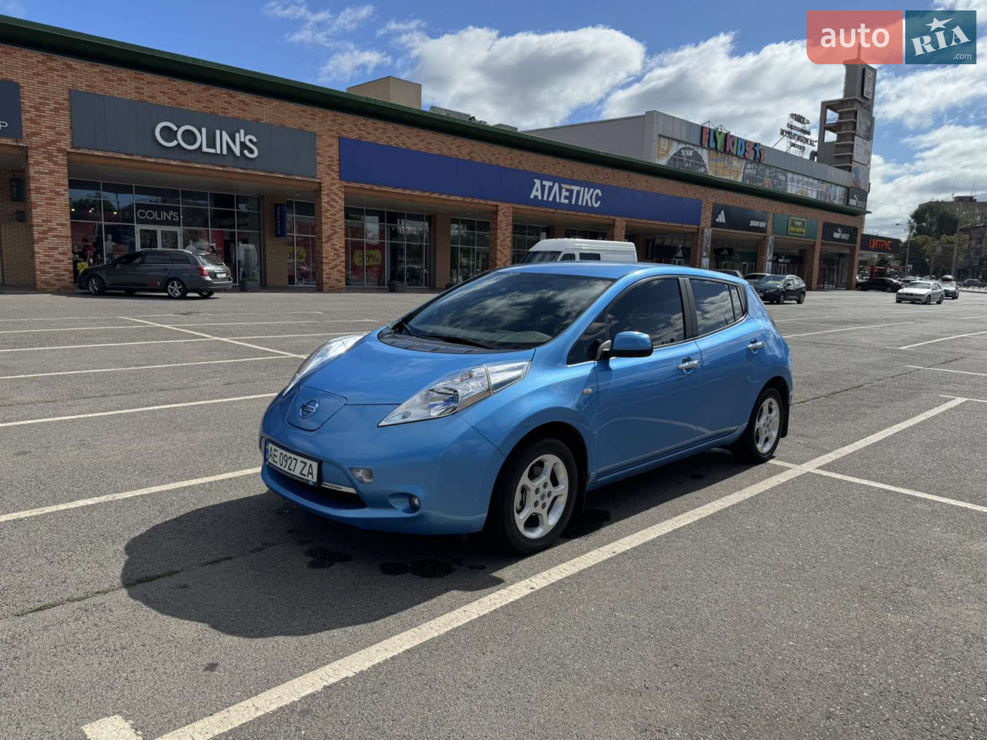2011 Nissan Leaf - мініатюра 11
