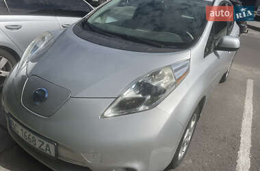 Хэтчбек Nissan Leaf 2013 в Львове