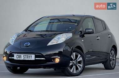 Хетчбек Nissan Leaf 2015 в Стрию