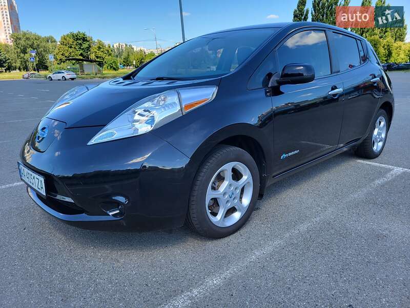 Хэтчбек Nissan Leaf 2014 в Киеве фото 71 Хэтчбек Nissan Leaf 2014 в Киеве