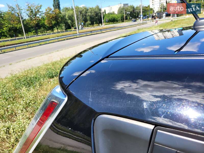 Хэтчбек Nissan Leaf 2014 в Киеве фото 81 Хэтчбек Nissan Leaf 2014 в Киеве