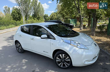 Хетчбек Nissan Leaf 2017 в Первомайську