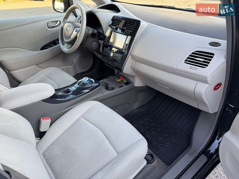 Хэтчбек Nissan Leaf 2012 в Одессе фото 8 Хэтчбек Nissan Leaf 2012 в Одессе