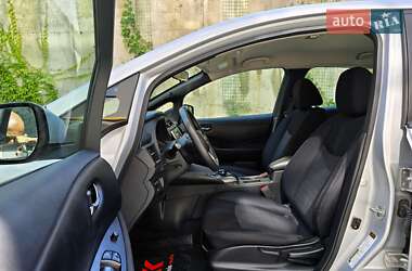 Хэтчбек Nissan Leaf 2018 в Хмельницком
