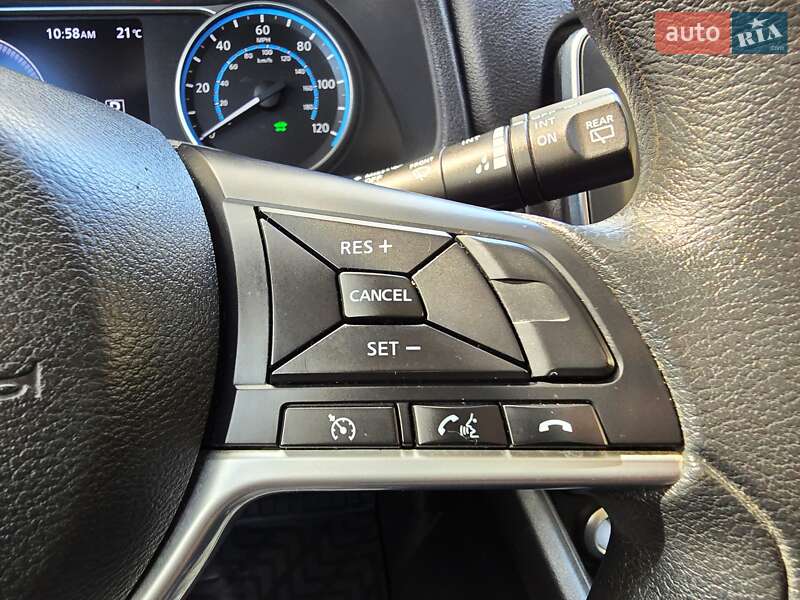 Хэтчбек Nissan Leaf 2018 в Хмельницком