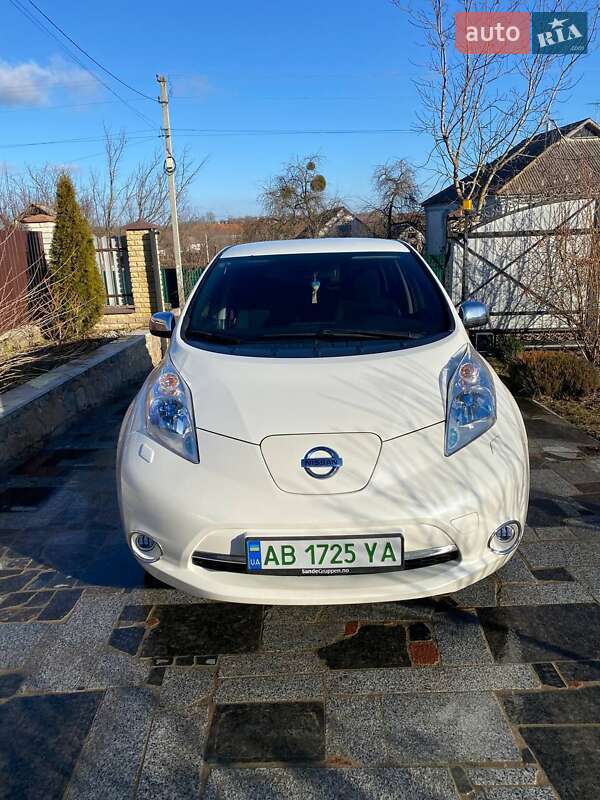 Nissan Leaf 2014