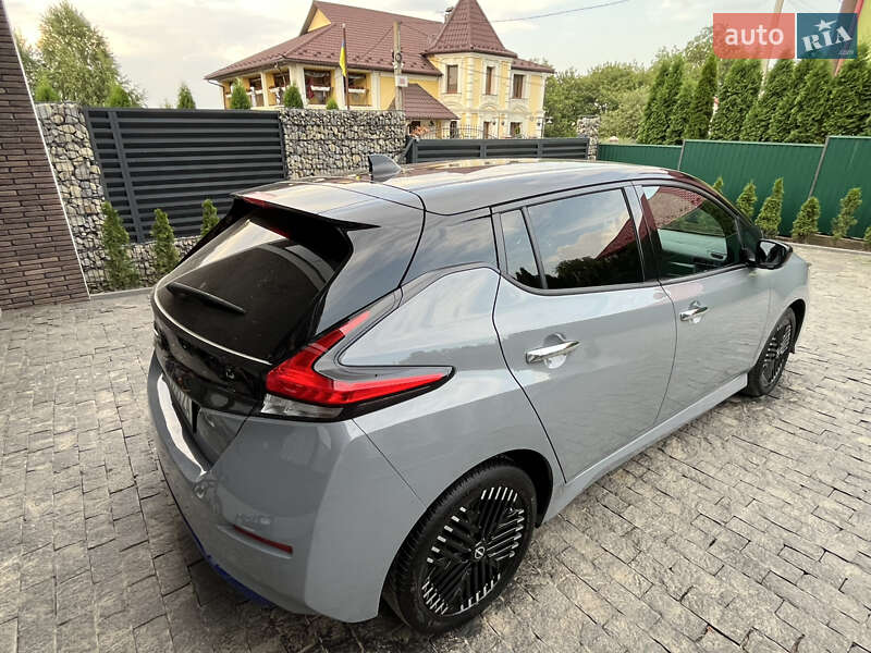 Хэтчбек Nissan Leaf 2022 в Черновцах