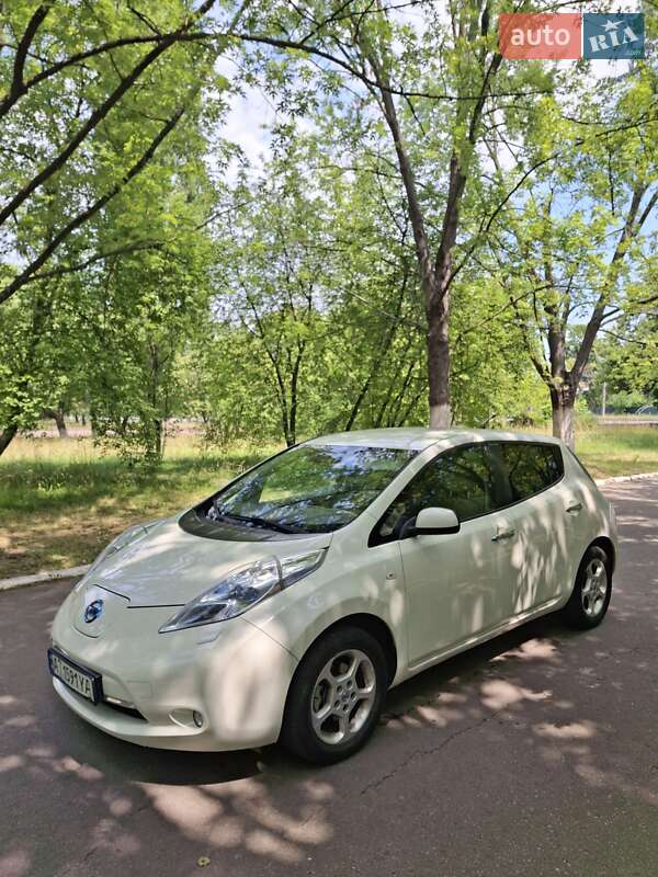 Nissan Leaf 2011