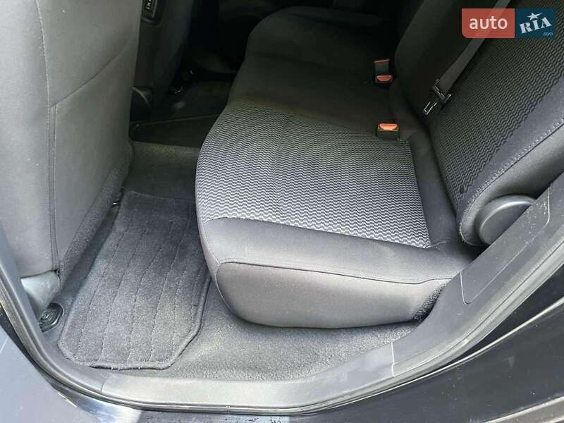 Хэтчбек Nissan Leaf 2014 в Виннице