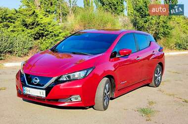 Хетчбек Nissan Leaf 2018 в Чорноморську