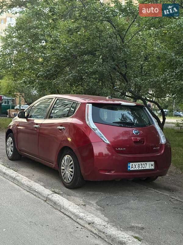 Хэтчбек Nissan Leaf 2013 в Киеве фото 4 Хэтчбек Nissan Leaf 2013 в Киеве