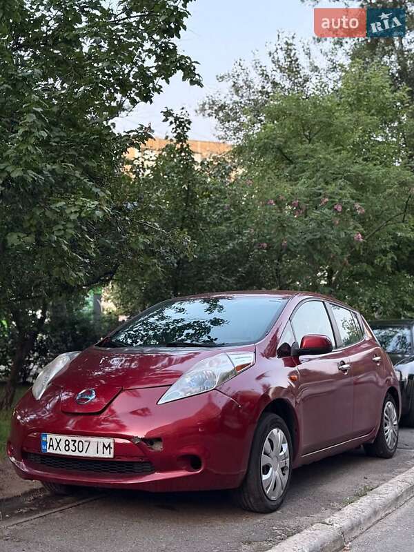 Хэтчбек Nissan Leaf 2013 в Киеве фото 8 Хэтчбек Nissan Leaf 2013 в Киеве