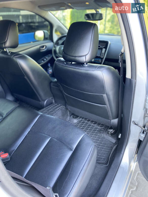 Хэтчбек Nissan Leaf 2014 в Кременчуге