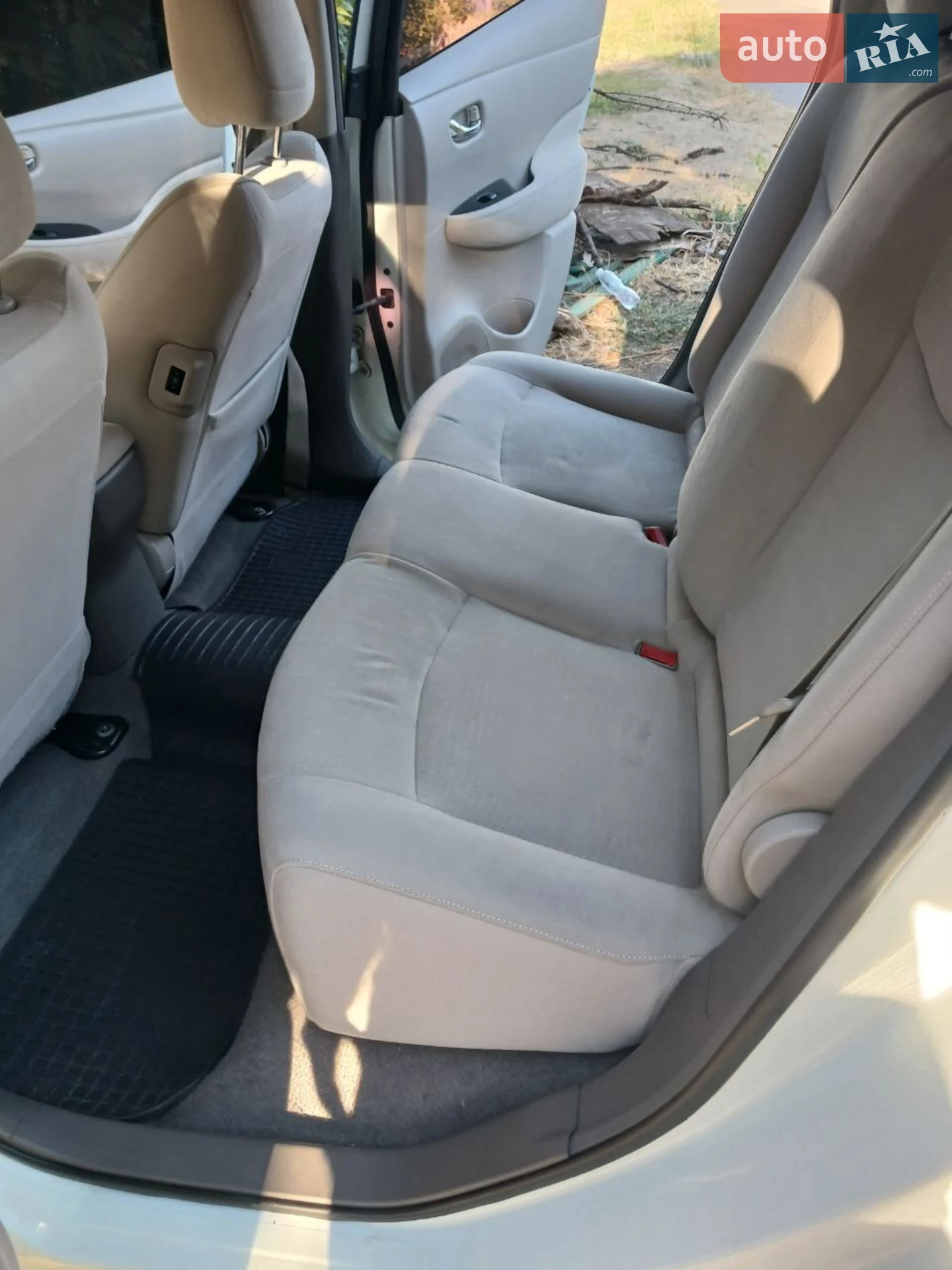 2012 Nissan Leaf - мініатюра 18