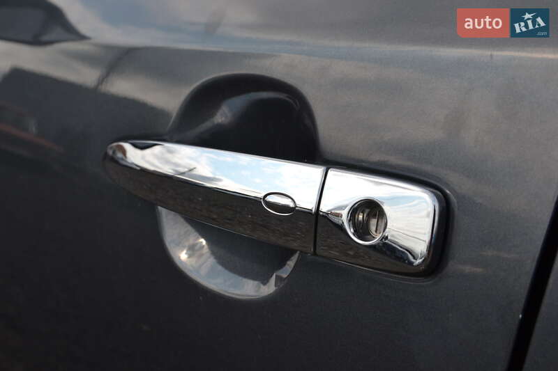 Хетчбек Nissan Leaf 2014 в Луцьку