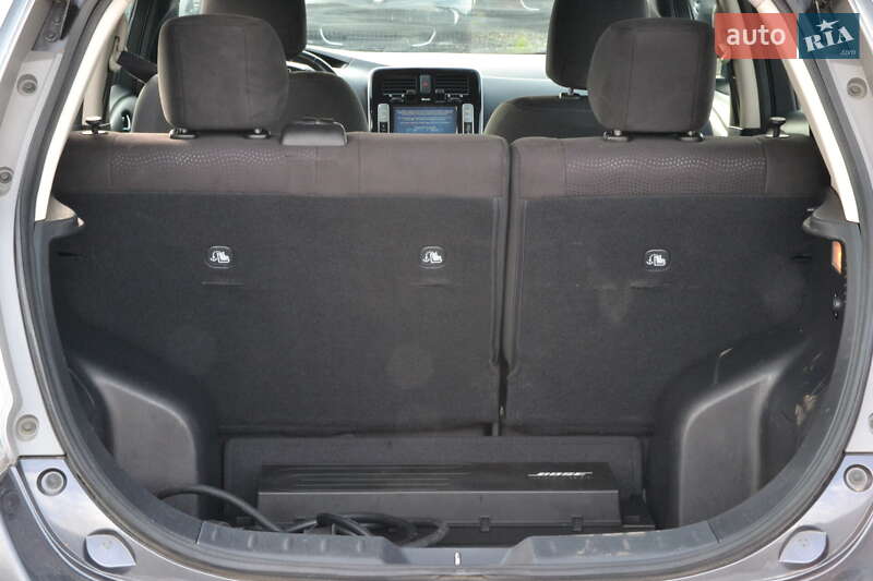 Хетчбек Nissan Leaf 2014 в Луцьку