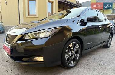 Хэтчбек Nissan Leaf 2020 в Львове