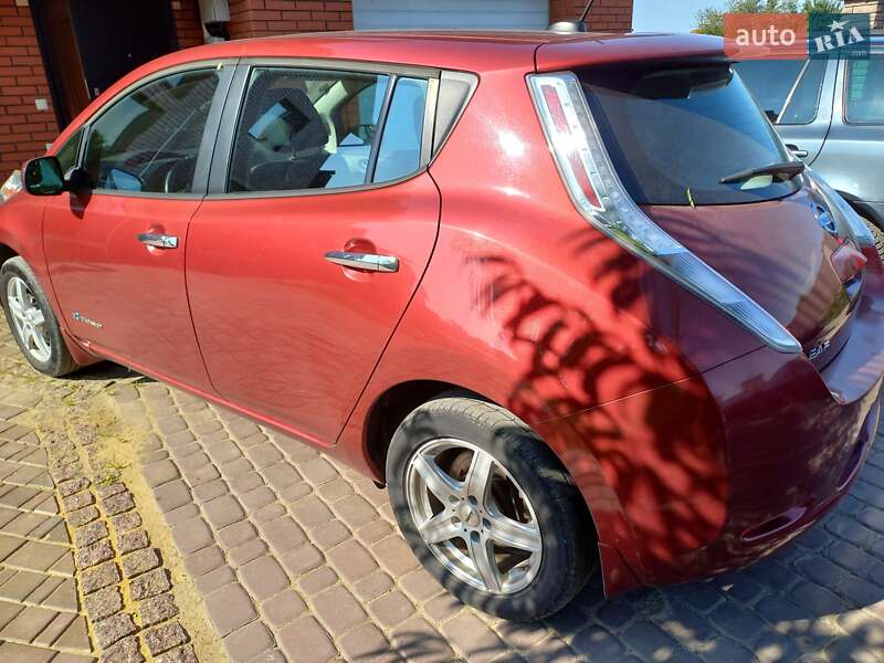 Хэтчбек Nissan Leaf 2014 в Виннице фото 11 Хэтчбек Nissan Leaf 2014 в Виннице