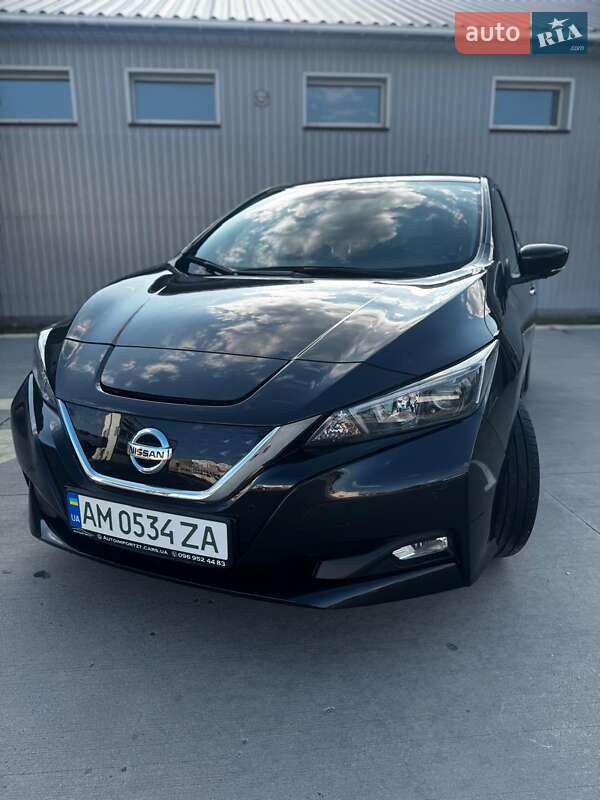 Хэтчбек Nissan Leaf 2018 в Бердичеве