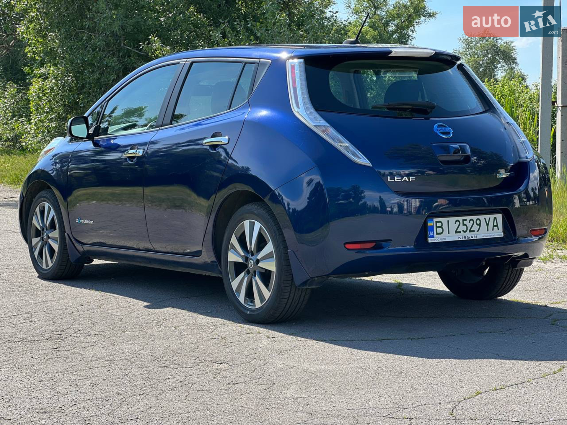 2015 Nissan Leaf - мініатюра 9