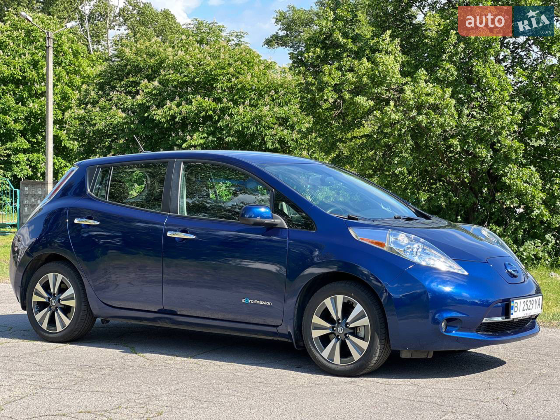 2015 Nissan Leaf - мініатюра 15
