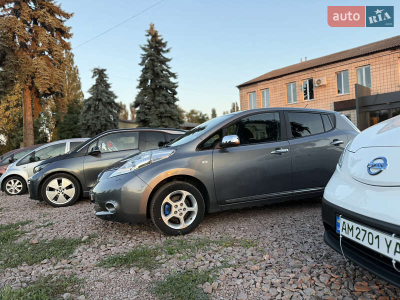 Хэтчбек Nissan Leaf 2015 в Житомире фото 50 Хэтчбек Nissan Leaf 2015 в Житомире