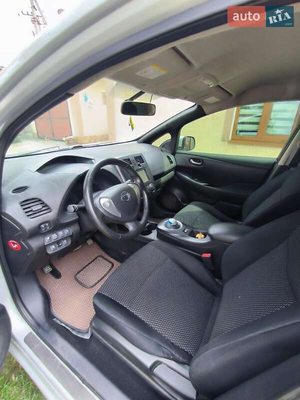 Хэтчбек Nissan Leaf 2014 в Вашковцах