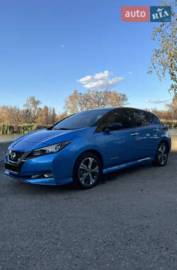 Хетчбек Nissan Leaf 2020 в Дніпрі