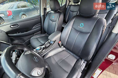 Хэтчбек Nissan Leaf 2016 в Одессе