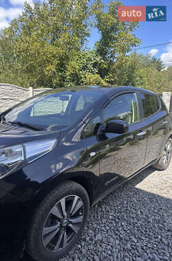 Хэтчбек Nissan Leaf 2014 в Виннице