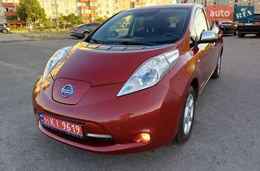 Хэтчбек Nissan Leaf 2013 в Запорожье