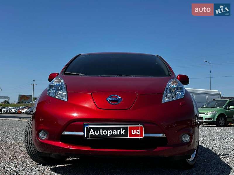 Хэтчбек Nissan Leaf 2012 в Львове