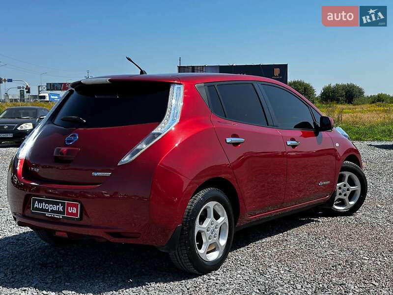 Хэтчбек Nissan Leaf 2012 в Львове