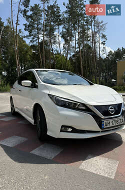 Хэтчбек Nissan Leaf 2019 в Житомире