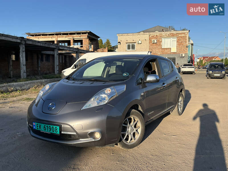 Nissan Leaf 2014
